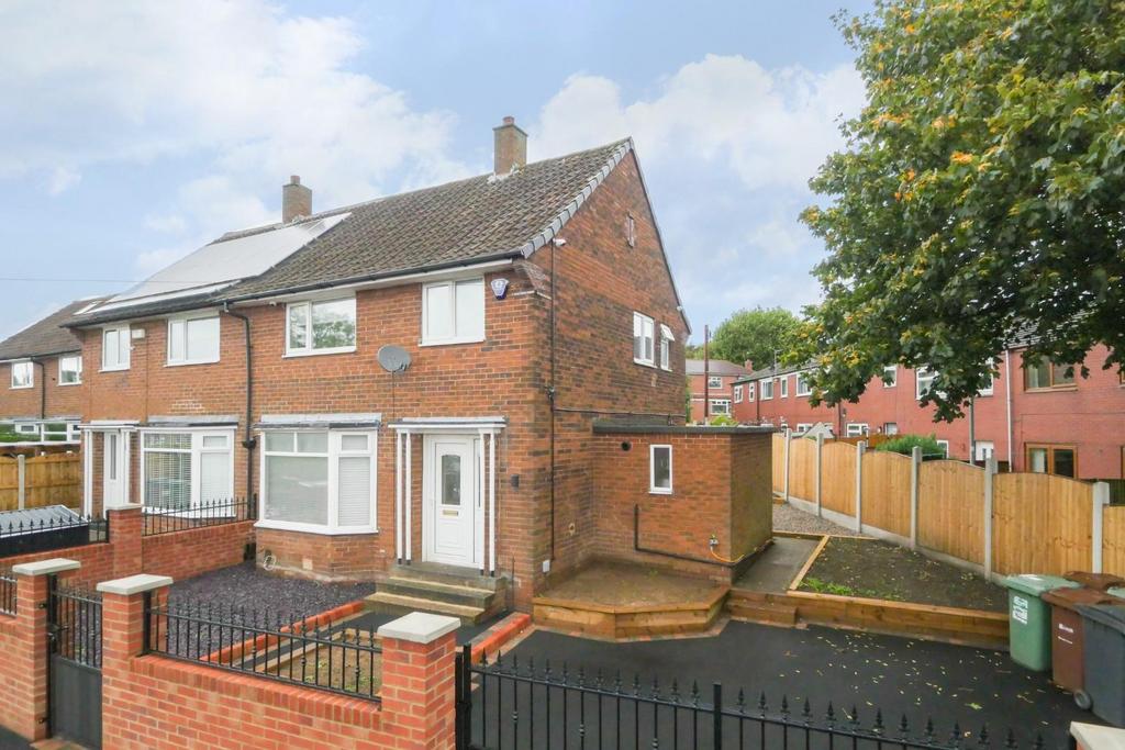 Harley Gardens,Bramley/Pudsey, LS13 3 bed semidetached house £240,000