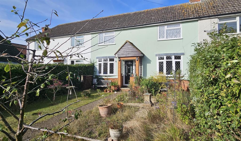 Little Baddow Road, Danbury 3 bed terraced house for sale £450,000