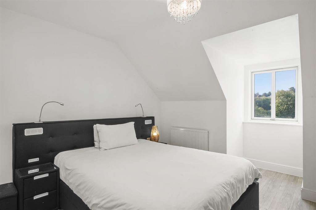 Flat 64, Maven Court - J53 X3hea Hipi VPb Q77 Fk.jpg
