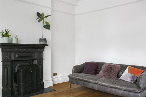 4 bedroom detached house for sale - Orpington Road, London