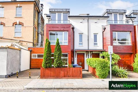 4 bedroom townhouse for sale, Lincoln Road, London N2