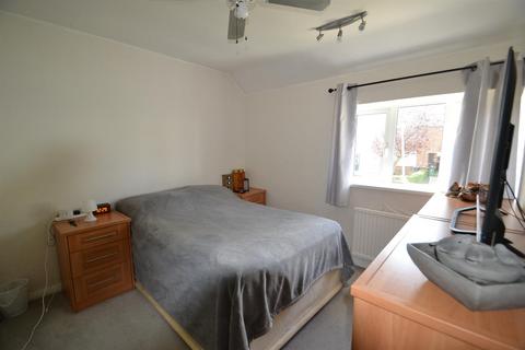 3 bedroom terraced house for sale, Willow Green, Borehamwood