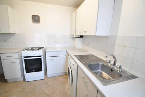 2 bedroom flat to rent, Vine Lodge, Hutton Grove, Finchley