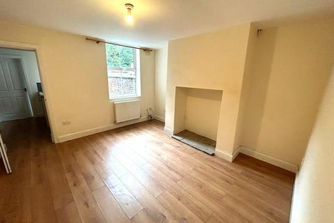 2 bedroom flat for sale, Plank Lane, Leigh