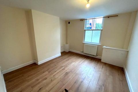 2 bedroom flat for sale, Plank Lane, Leigh
