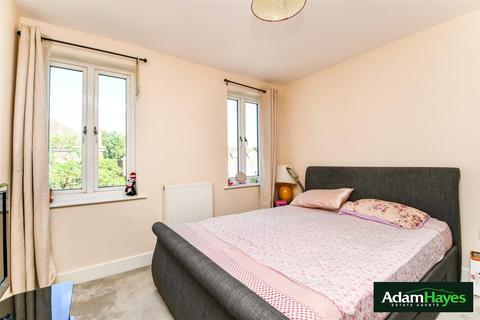 2 bedroom apartment for sale, Alberon Gardens, London NW11