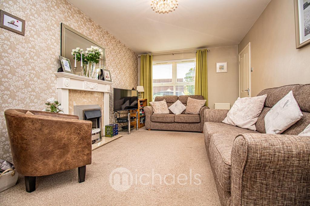 Bridport Way, Braintree, CM7 3 bed semidetached house for sale £335,000