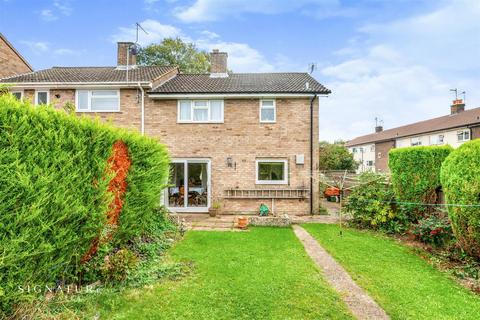 54 Coles Hill, Hemel Hempstead, HP1 3JW