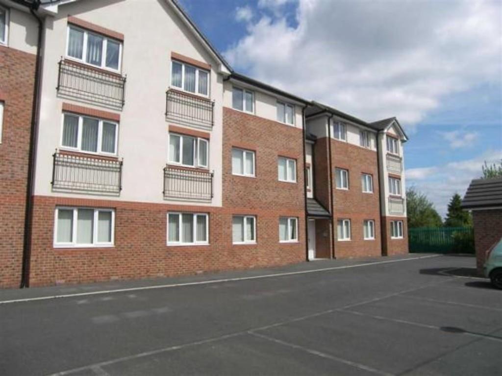 Harriet Street, Walkden, Manchester 2 bed apartment £950 pcm (£219 pw)