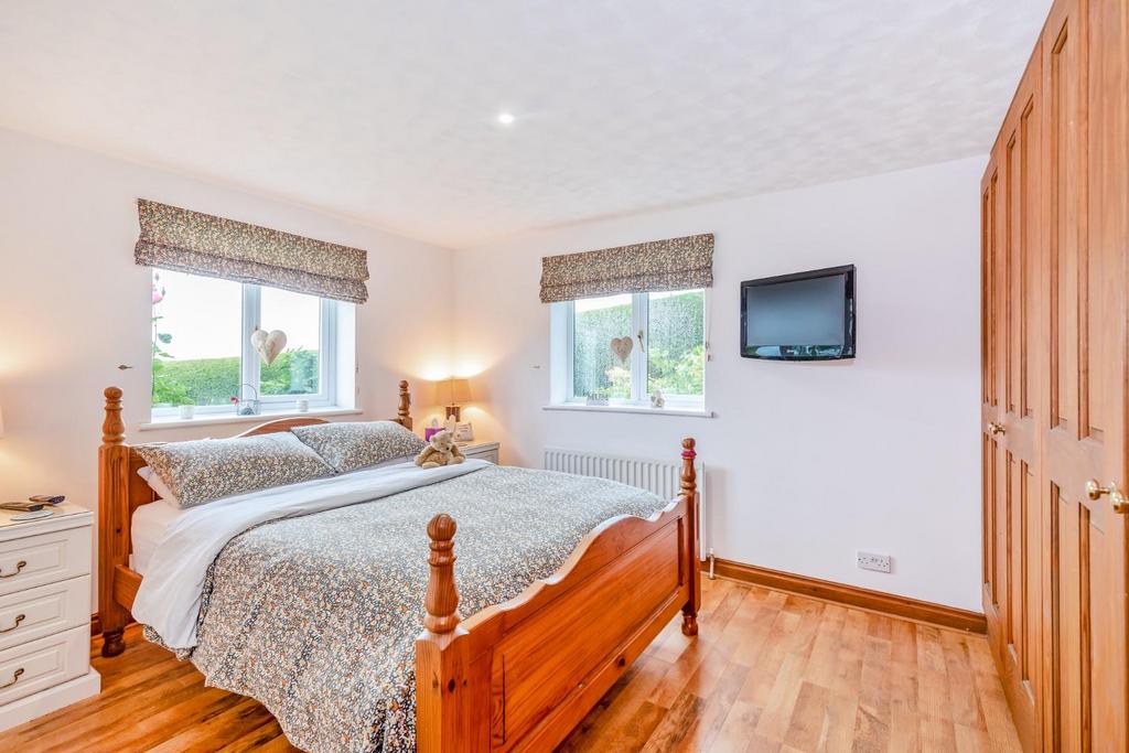 8573296-interior09.jpg