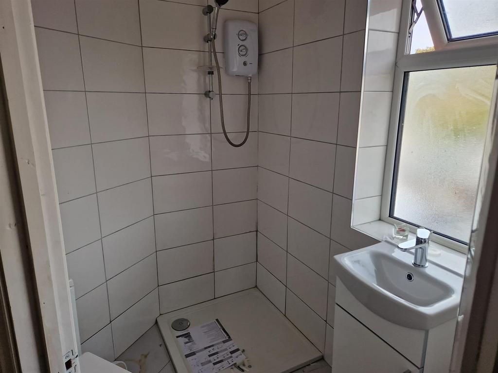 Darlaston Road, Wednesbury 1 bed flat to rent £650 pcm (£150 pw)