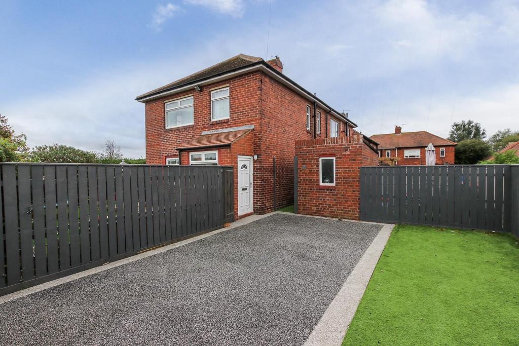 Beal Drive, Forest Hall, NE12 3 bed semidetached house for sale £180,000