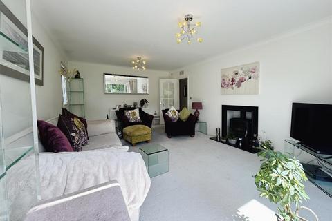 4 bedroom detached bungalow for sale - Plantation Road, Chestfield, Whitstable