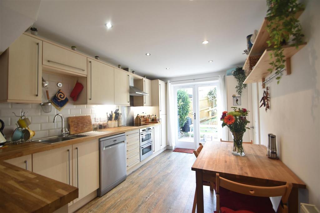 Bagley Cottage, Benbow Quay, Shrewsbury, SY1 2DL 3 bed townhouse for