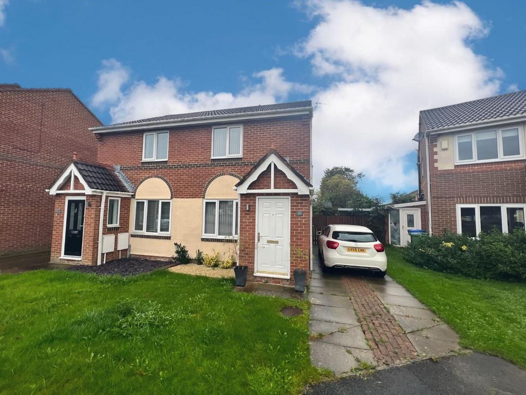 Meadow Green, Spennymoor 2 bed semidetached house £115,000