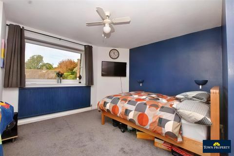 1 bedroom flat for sale, Arundel Road, Eastbourne