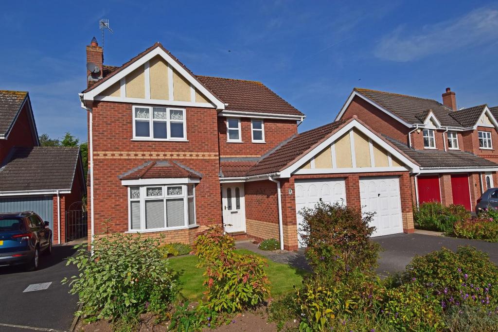 9 Swan Drive, Droitwich, Worcestershire, WR9 8WA 4 bed detached house