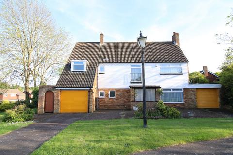 4 bedroom detached house for sale, Cameron Road, Bromley, BR2