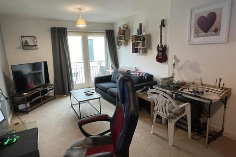 1 bedroom apartment for sale, South Street, St. Austell