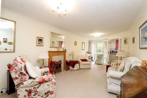 1 bedroom apartment for sale, Branksomewood Road, Fleet GU51