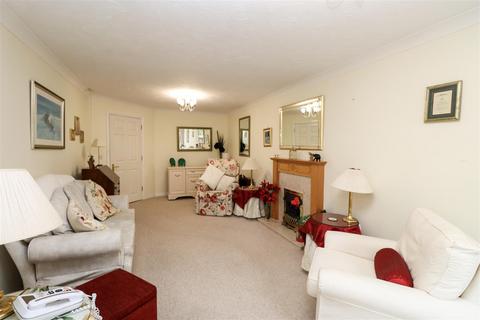 1 bedroom apartment for sale, Branksomewood Road, Fleet GU51