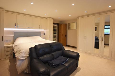 4 bedroom detached bungalow for sale - Leece, Ulverston