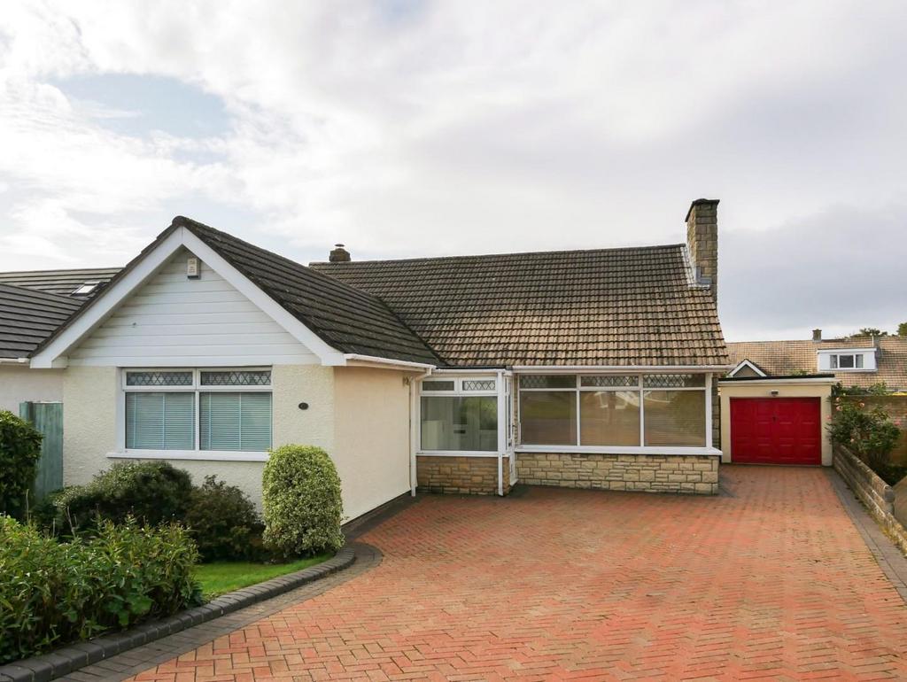 Dunster Drive, Sully 2 bed detached bungalow for sale £425,000