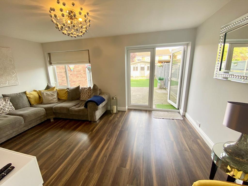 Morley Hill, StanfordleHope, SS17 4 bed terraced house £375,000