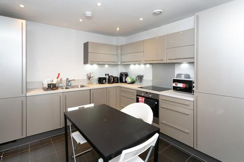 2 bedroom apartment for sale, Colnhurst Road, Watford, Hertfordshire, WD17