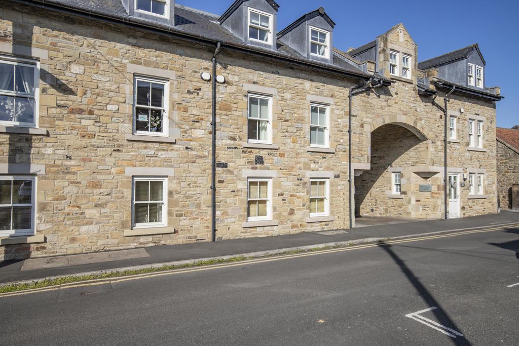 St. Helens Street, Corbridge NE45 3 bed apartment for sale £235,000