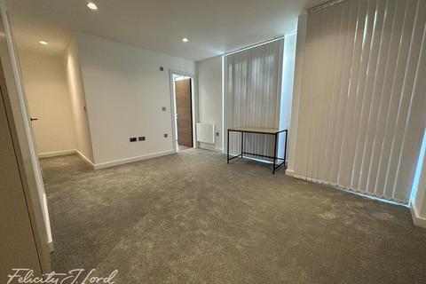 2 bedroom duplex for sale, Keskidee, Gifford Street, London, N1