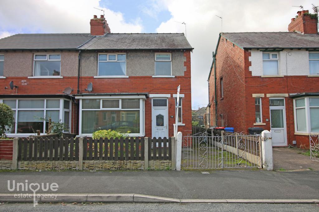 Agnew Road, Fleetwood, FY7 3 bed semidetached house £139,950