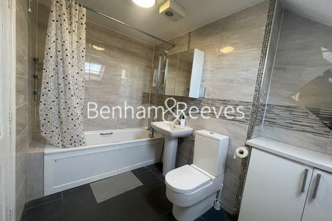 3 bedroom house to rent - Albion Mews, Hammersmith W6