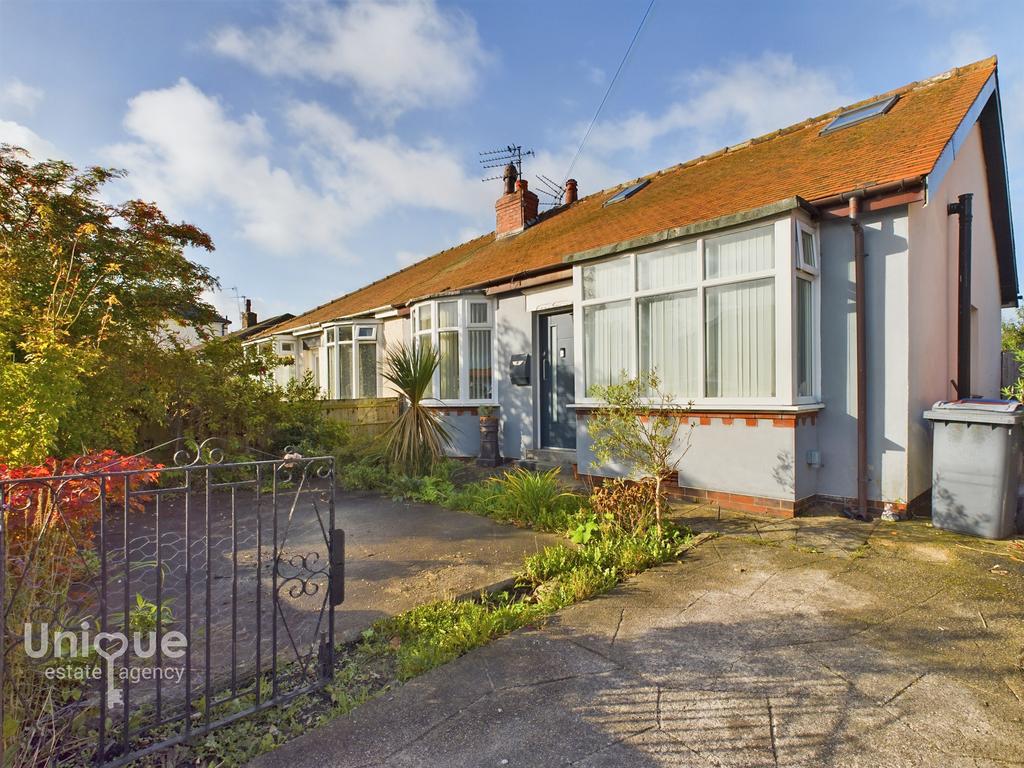 Rossendale Avenue North, ThorntonCleveleys, FY5 4 bed bungalow for