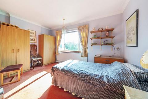 4 bedroom detached house for sale, Corkscrew Hill, West Wickham