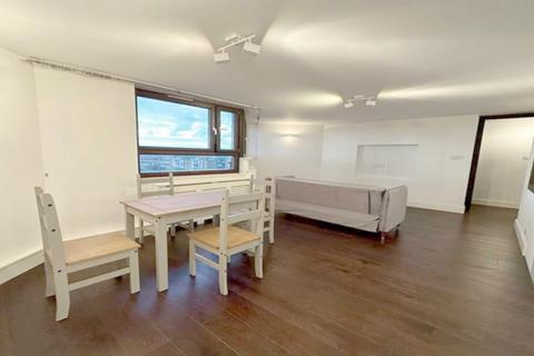 2 bedroom flat to rent, Blantyre Tower, London, SW10