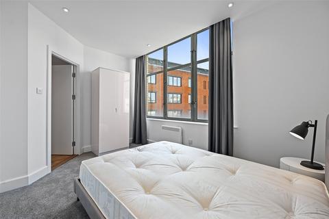 1 bedroom apartment to rent, West Smithfield, London, EC1A