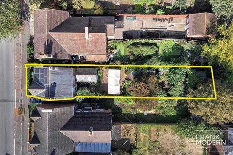 88 Aldermans Drive, Peterborough, PE3 6AZ