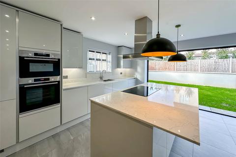 The Chalet, 1b Ashley Road, St Albans, AL1 5DA