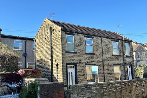 1 bedroom end of terrace house to rent, Baker Street, Huddersfield, West Yorkshire, HD3