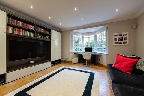 5 bedroom detached house for sale, Wildwood Road, Hampstead Garden Suburb, London, NW11