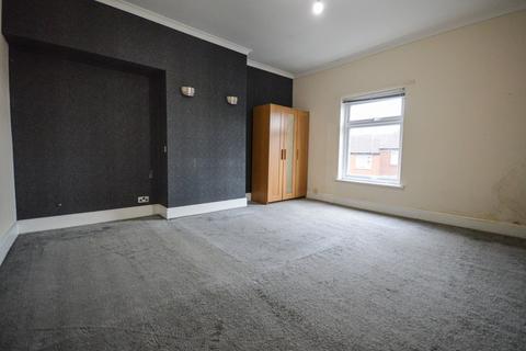 108 Queens Road, Ashton-under-lyne, OL6 8EL