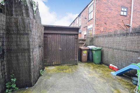 108 Queens Road, Ashton-under-lyne, OL6 8EL