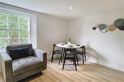 2 bedroom flat for sale, Southampton