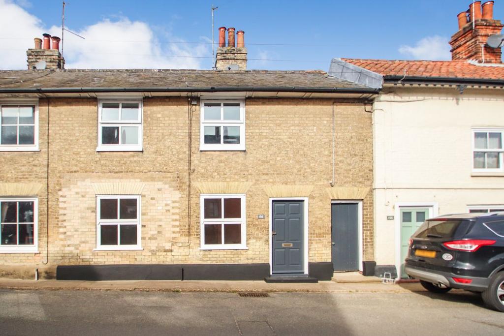 High Street, Wickham Market 2 bed terraced house £850 pcm (£196 pw)