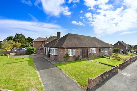 2 bedroom semi-detached bungalow for sale - Lawrence Drive, Cobham, Kent
