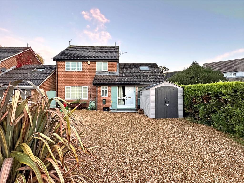 Rosehill Drive, Bransgore, Christchurch, Hampshire, BH23 4 bed detached