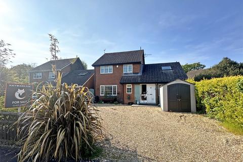 4 bedroom detached house for sale, Rosehill Drive, Bransgore, Christchurch, Hampshire, BH23