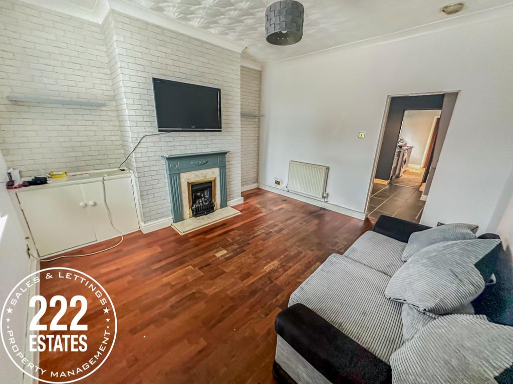 63 Sandy Lane Lowton Warrington WA3 1DH 2 bed terraced house £750 pcm