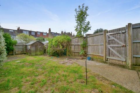3 bedroom end of terrace house to rent, Egremont Road, West Norwood, London, SE27